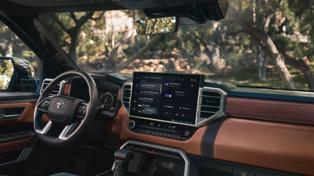 Toyota Tundra vs Ford F-150
