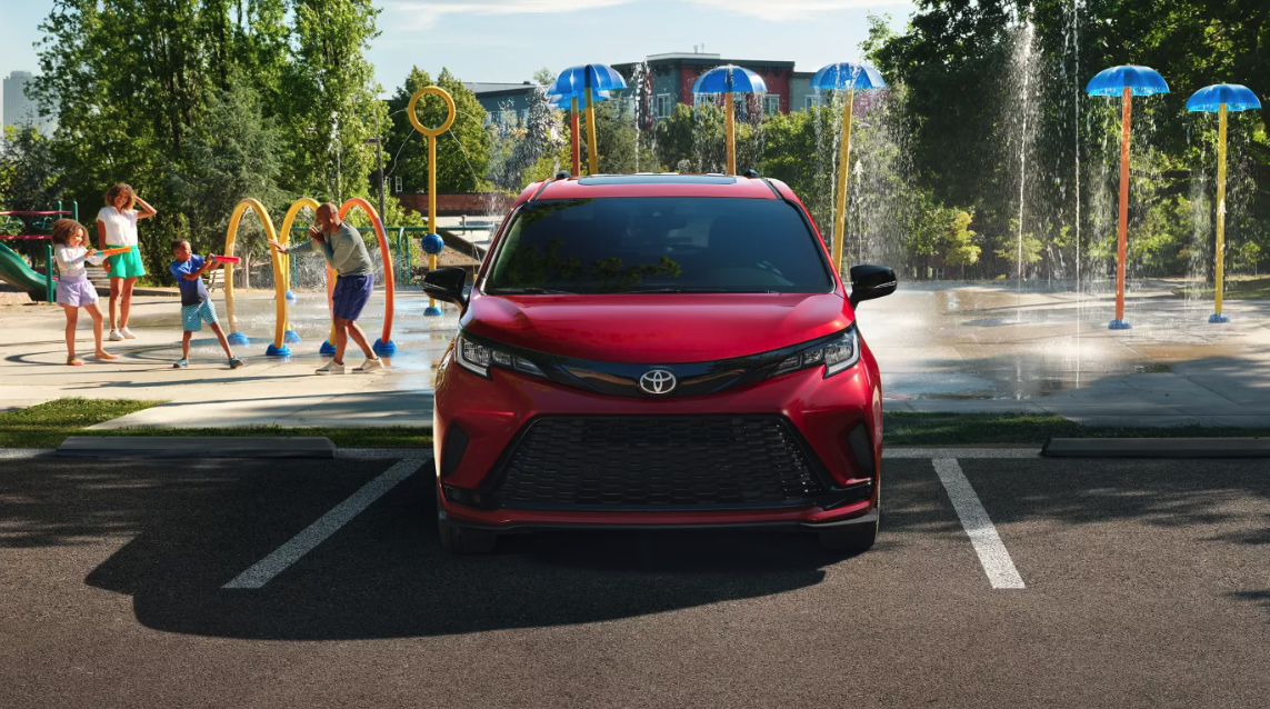 Toyota Sienna vs Honda Odyssey