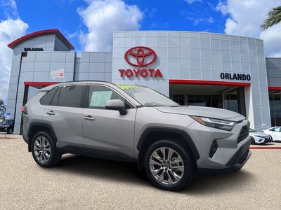 2025 Toyota RAV4 XLE Premium