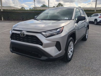 2025 Toyota RAV4 LE