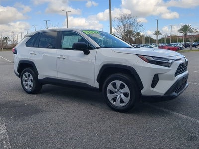 2025 Toyota RAV4 LE