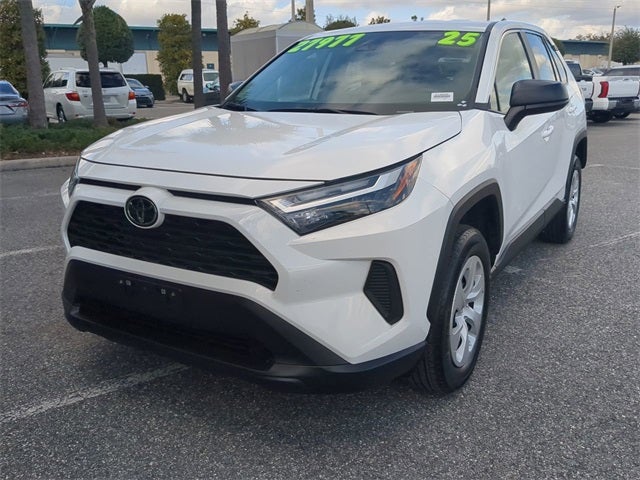2025 Toyota RAV4 LE