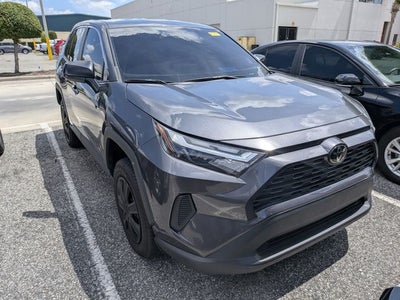 2025 Toyota RAV4 LE