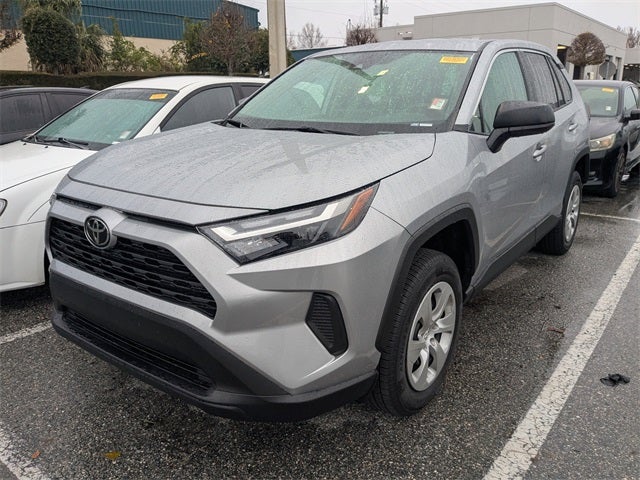 2023 Toyota RAV4 LE