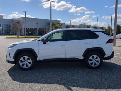 2024 Toyota RAV4 LE