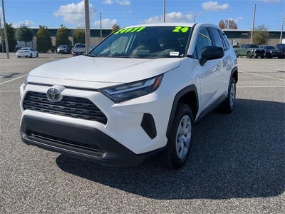 2024 Toyota RAV4 LE