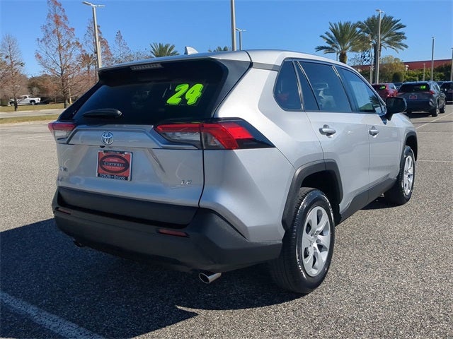 2024 Toyota RAV4 LE