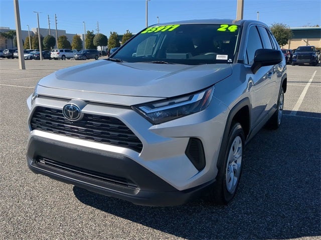 2024 Toyota RAV4 LE