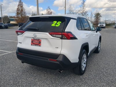 2025 Toyota RAV4 LE