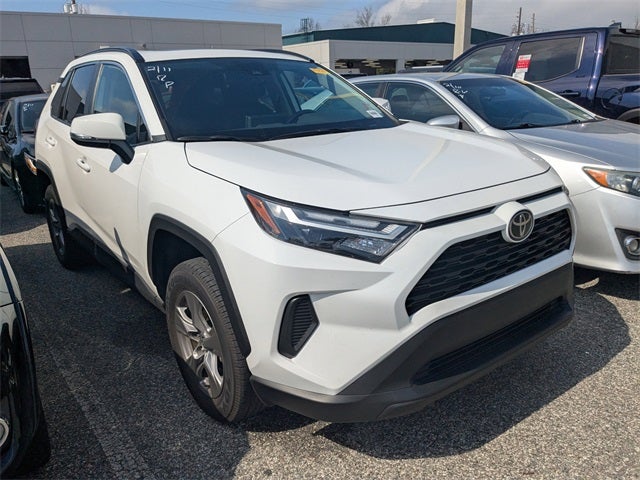 2023 Toyota RAV4 XLE