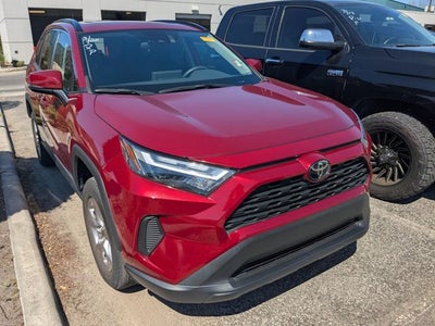 2022 Toyota RAV4 XLE
