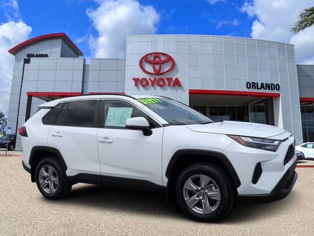 2025 Toyota RAV4 XLE