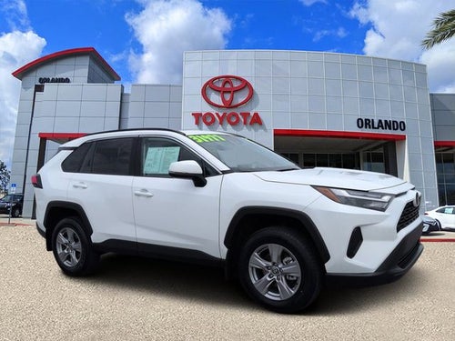 2025 Toyota RAV4 XLE