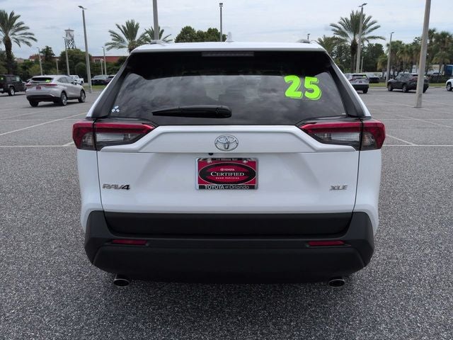 2025 Toyota RAV4 XLE