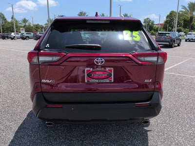 2025 Toyota RAV4 XLE