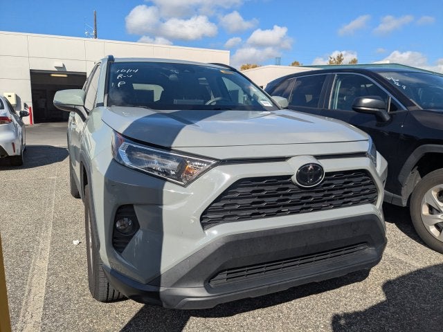 2020 Toyota RAV4 XLE