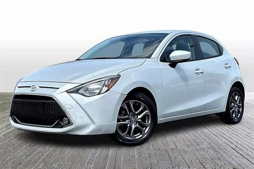 2020 Toyota Yaris Hatchback LE