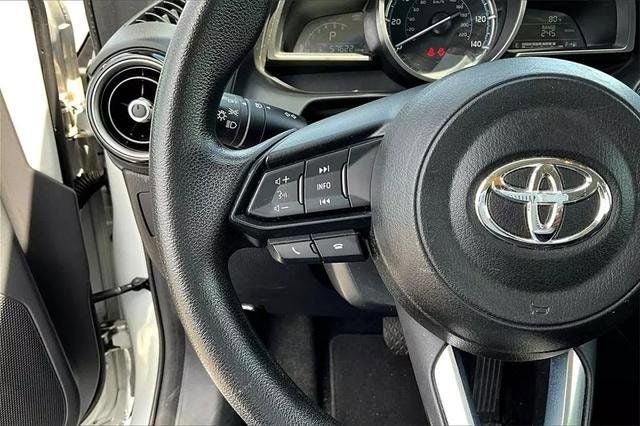 2020 Toyota Yaris Hatchback LE