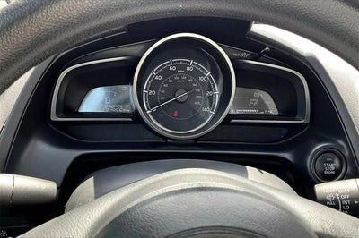 2020 Toyota Yaris Hatchback LE