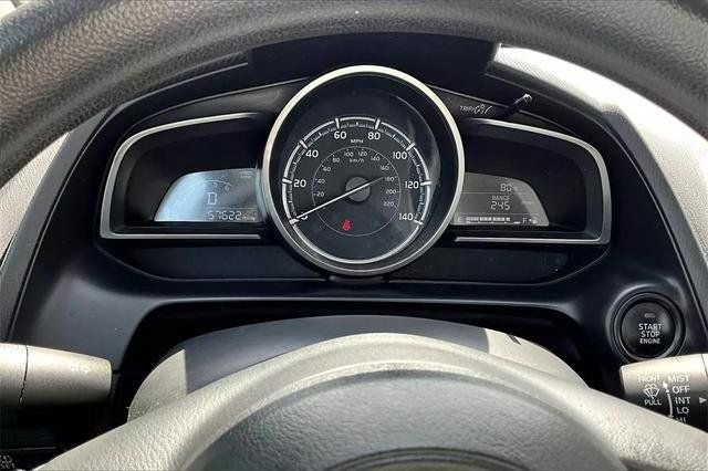 2020 Toyota Yaris Hatchback LE