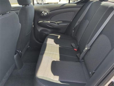 2015 Nissan Versa 1.6 SV