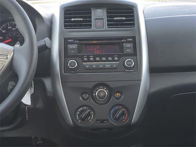 2015 Nissan Versa 1.6 SV