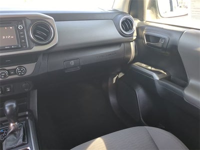 2019 Toyota TACOMA SR5 SR5 V6