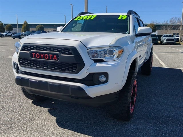 2019 Toyota TACOMA SR5 SR5 V6