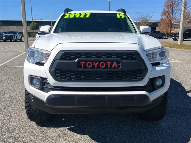 2019 Toyota TACOMA SR5 SR5 V6