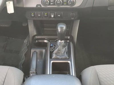 2022 Toyota TACOMA SR5 SR5 V6