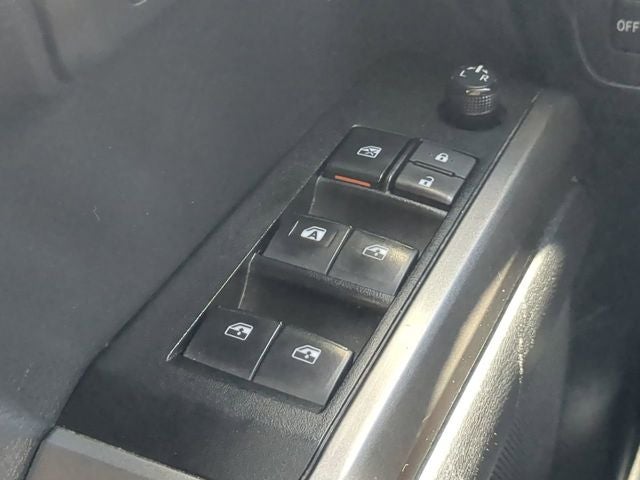 2022 Toyota TACOMA SR5 SR5 V6