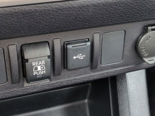 2021 Toyota TACOMA SR5 SR5 V6