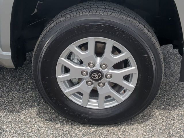 2024 Toyota TACOMA SR5 SR5