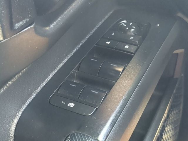 2024 Toyota TACOMA SR5 SR5