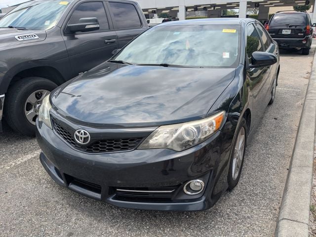 2014 Toyota CAMRY SE