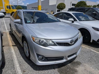 2013 Toyota CAMRY SE