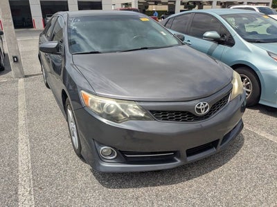 2014 Toyota CAMRY SE