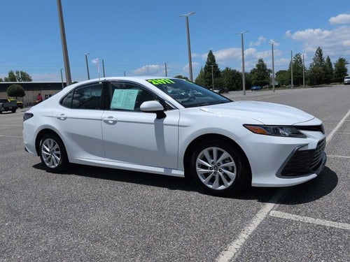 2022 Toyota CAMRY LE
