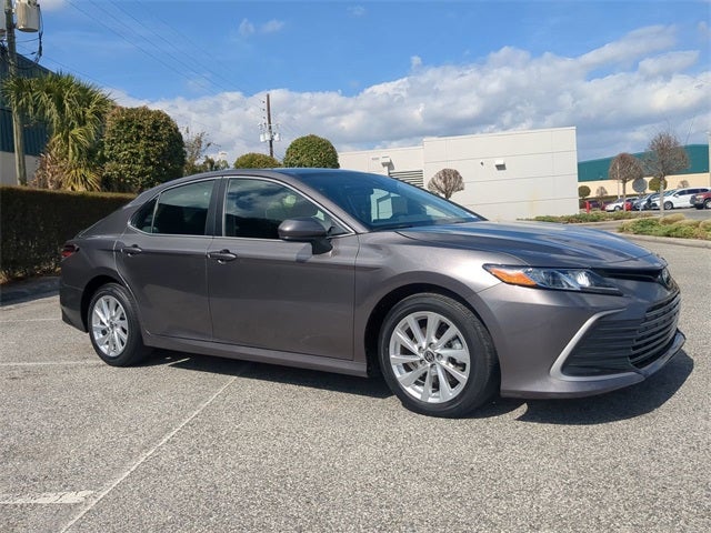 2023 Toyota CAMRY LE