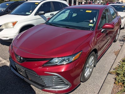 2022 Toyota CAMRY LE