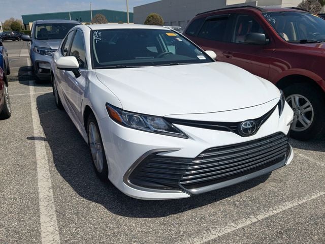 2024 Toyota CAMRY LE