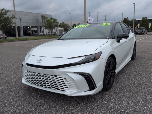 2025 Toyota CAMRY XSE