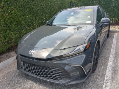 2025 Toyota CAMRY SE