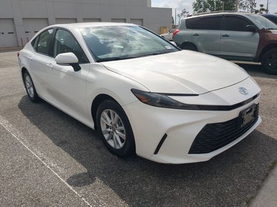2025 Toyota CAMRY LE