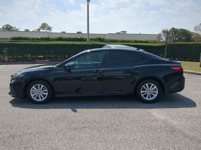2025 Toyota CAMRY LE