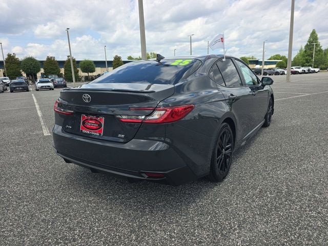 2025 Toyota CAMRY SE