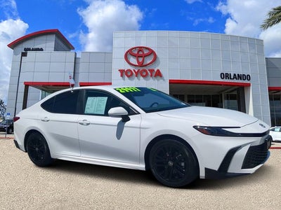 2025 Toyota CAMRY SE