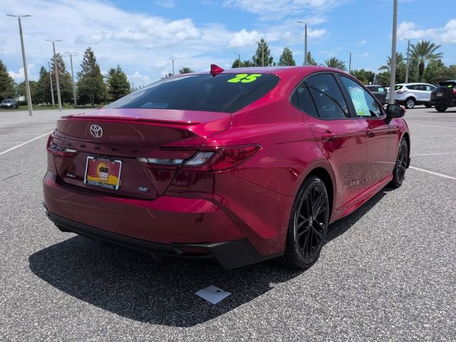 2025 Toyota Camry SE