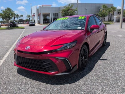 2025 Toyota Camry SE