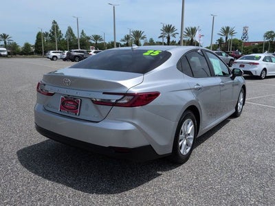 2025 Toyota CAMRY LE